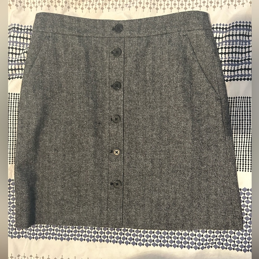 J Crew button skirt NWT